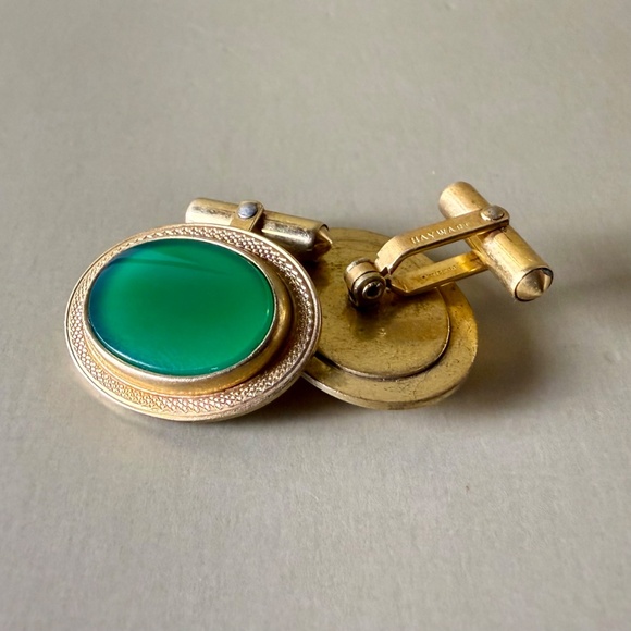 Vintage Hayward Gold-Filled Cufflinks with Green Cabochon Stone | Mid-Century - Picture 1 of 12